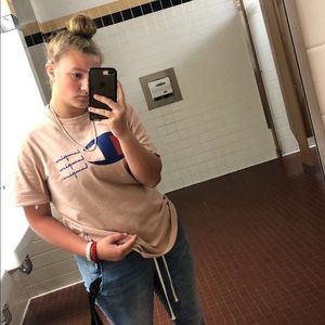 Meet your Posher, Victoria